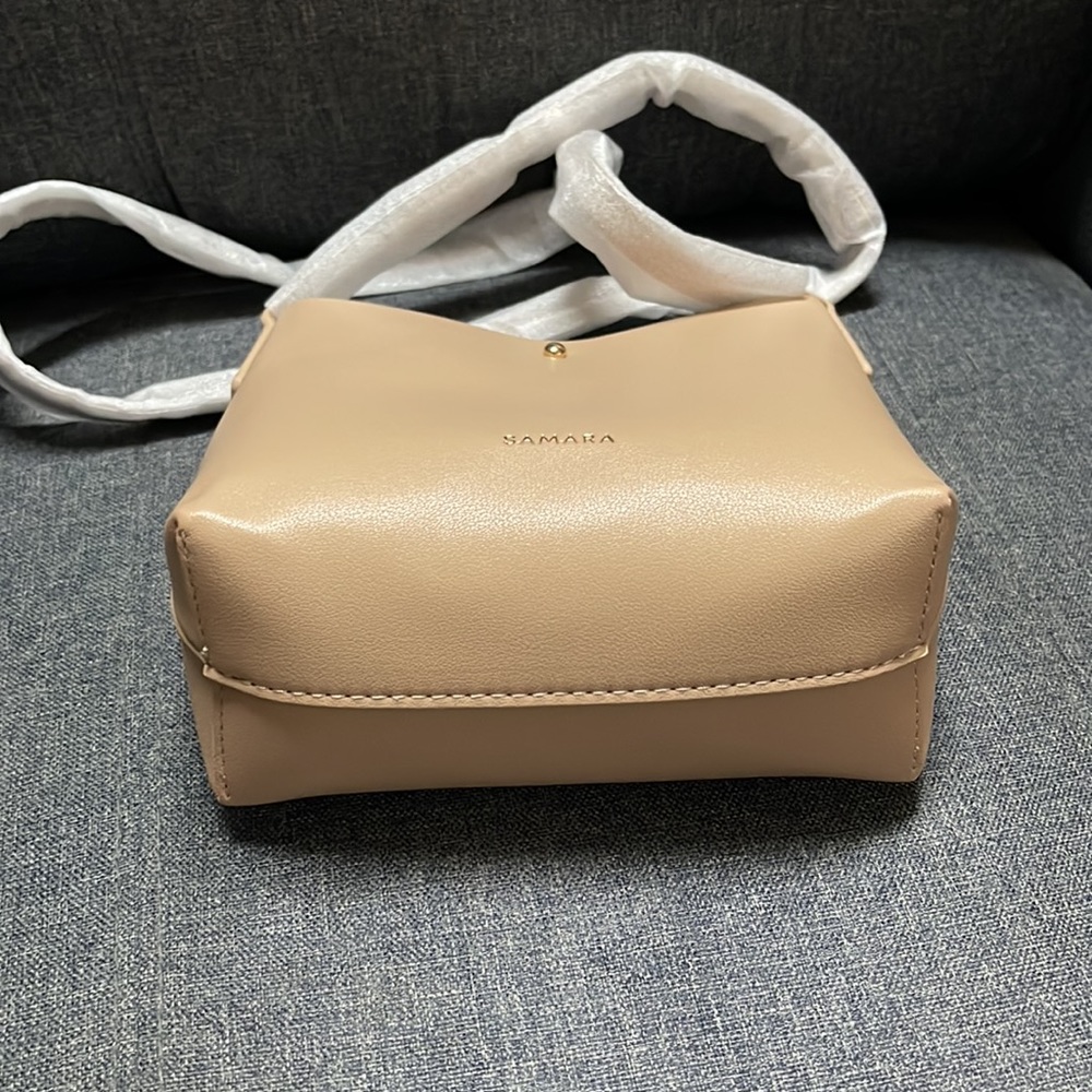 Samara Shoulder Bag - Picture 7 of 9